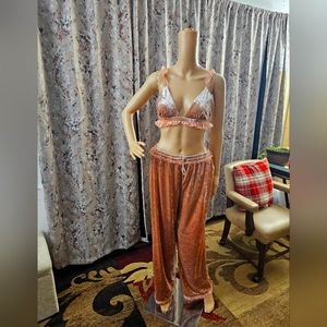 2 piece top and bottom